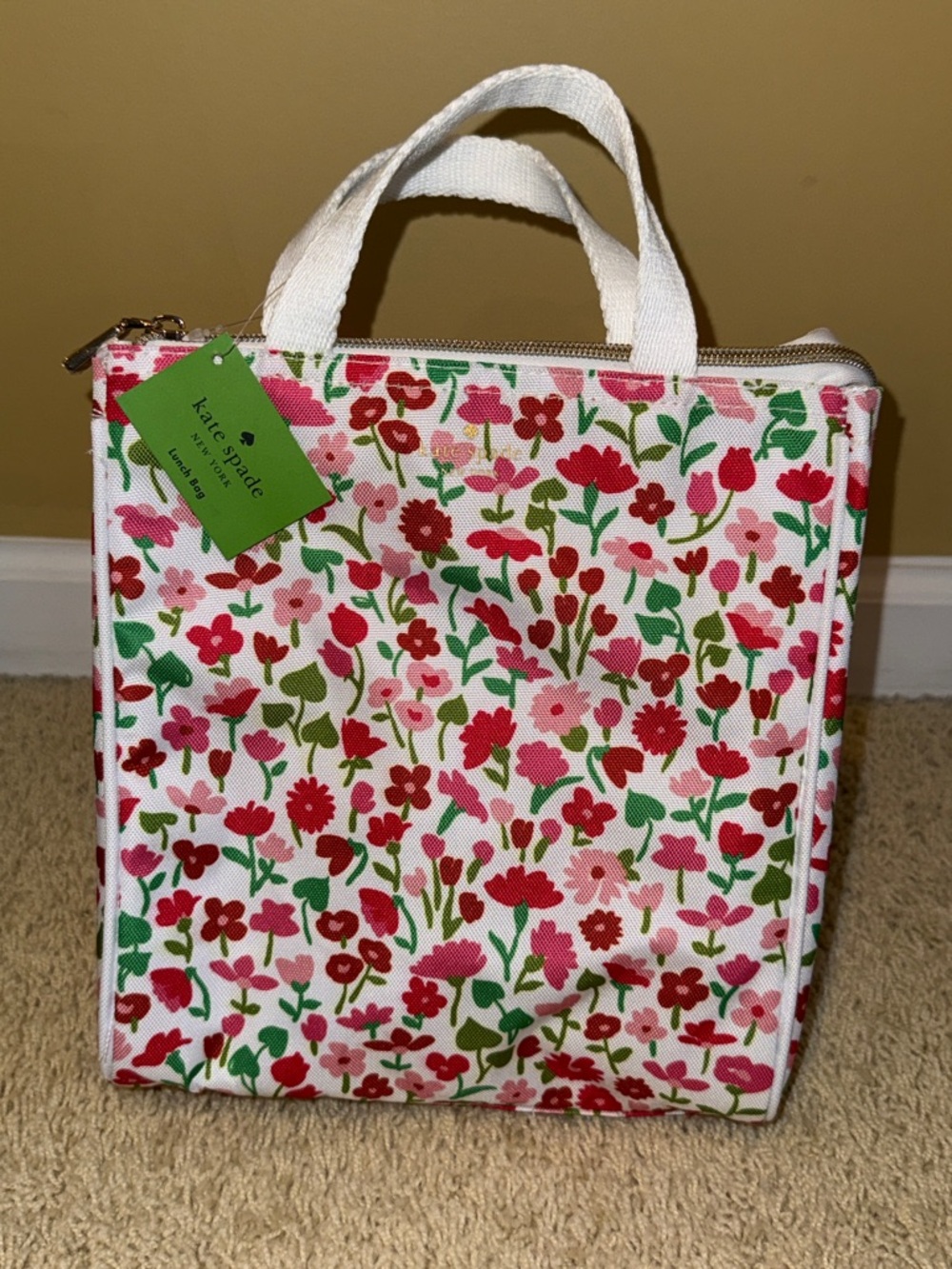 kate spade White Floral Lunch Bag with Pink & Red Blooms